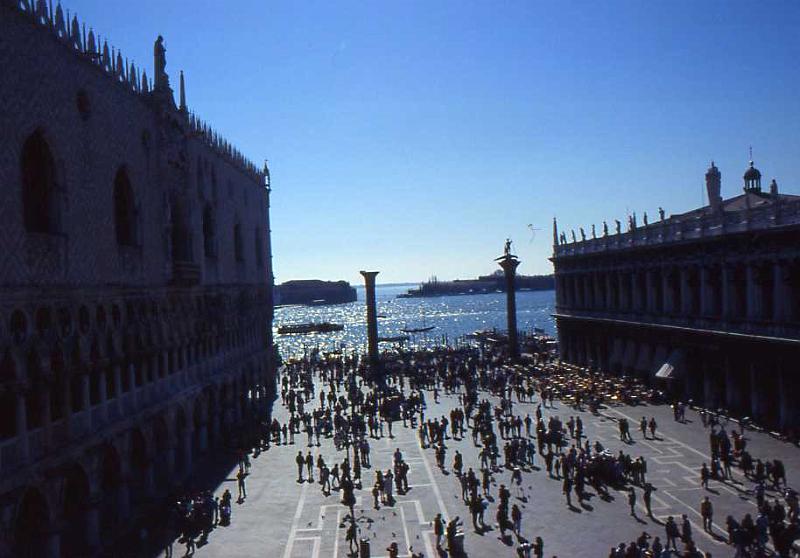 17-Piazza San Marco,26 marzo 1989.jpg